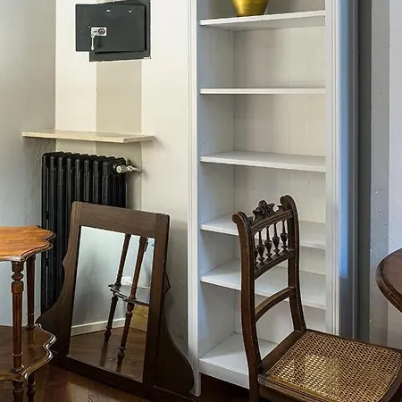 아파트 Interno Degobbi *